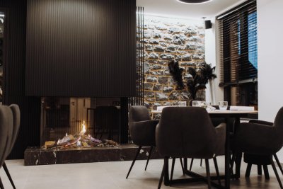 Un showroom vivant vous permet de visualiser les produits et les agencements possibles pour votre aménagement intérieur